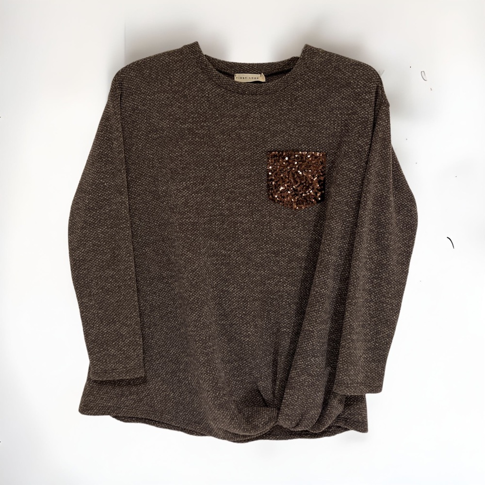 First Look- Women’s long-sleeved pullover Size S Color Charcoal.